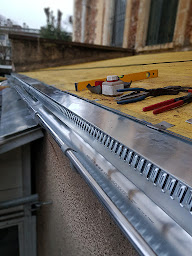 Photo n°20 de Parent et fils à Fresnes (Couvreur)