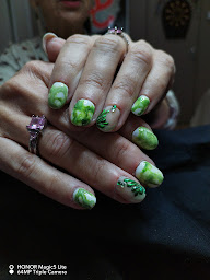 Photo n°7 de Finesse des Ongles à Lavans-lès-Saint-Claude (Salon de manucure)