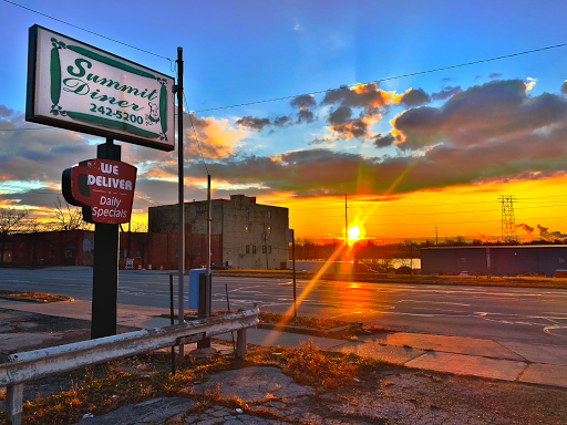 Summit Diner - Visual