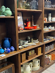 Photo n°7 de Les oiseaux pasSages à La Chartre-sur-le-Loir (Magasin d'ameublement et de décoration)