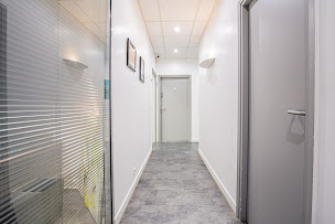 Photo n°10 de Dentiste - Dr Ruben Wahnich à Neuilly-sur-Seine (Prosthodontiste)