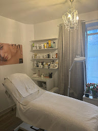 Photo n°2 de Françoise Esthétique à Paris (Institut de beauté)