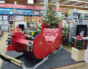 Photo n°6 de Bricomarché Taden à Taden (Magasin de poêles à bois)