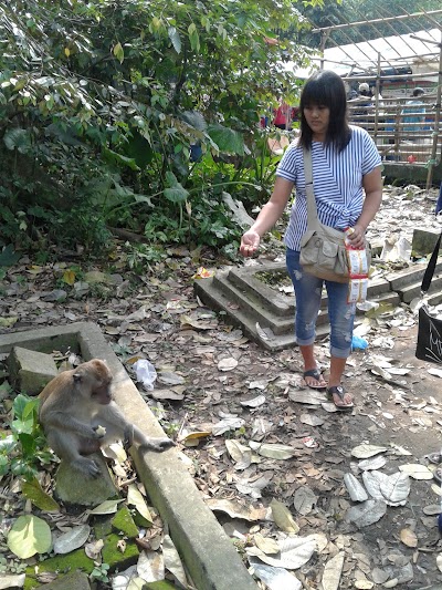 Photos of Makam Solear