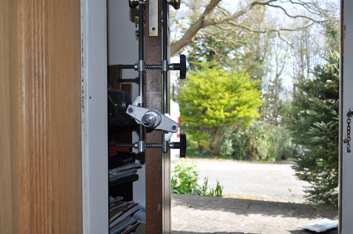 Locksmart Locksmiths - Visual