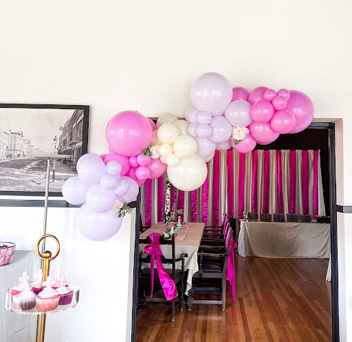 Balloon Art by Monica - Thumbnail