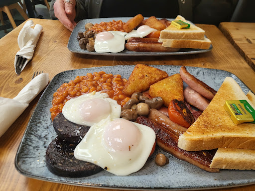 Auction Eats - Visual