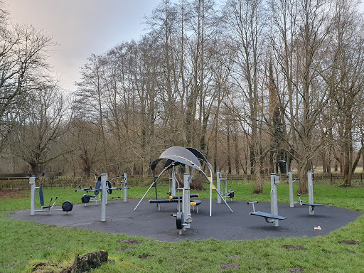 Cassiobury Park Outdoor Gym - Thumbnail