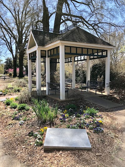 Memorial Park Garden & Arboretum