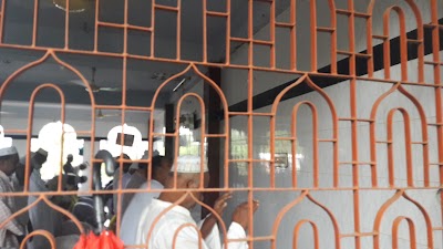 Photos of Large Mosque deaf Madhyapara