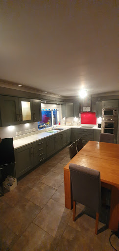 CMF spray painting/kitchen resprays