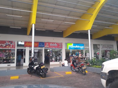 Photos of Centro Comercial Poblado Plaza