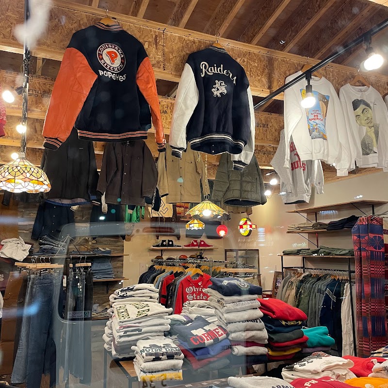 Husky vintage&used clothing store 高崎