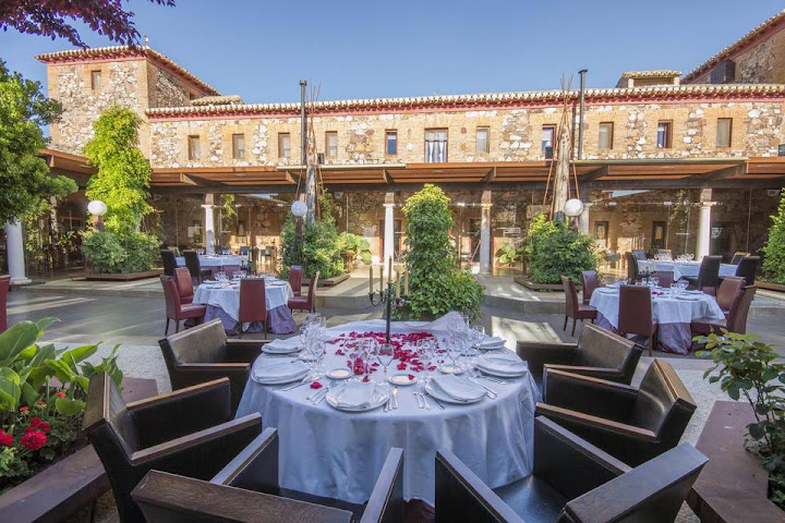 Hotel Palacio De La Serna by null