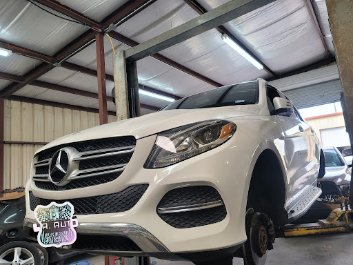 L.A. Auto - Visual