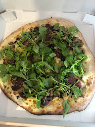 Photo n°10 de BD Pizzas - Chateaubernard - Distributeur 24/24 à Châteaubernard (Restauration rapide)