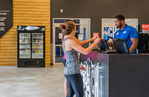 Crunch Fitness - Shawnee - Thumbnail