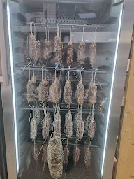 Photo n°26 de Les Halles du Mercantour - Chez Yvette à Saint-Martin-Vésubie (Boucherie-charcuterie)
