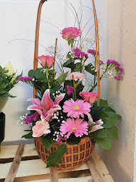 Photo n°5 de FLEURS, déco et kdo Charroux à Charroux (Boutique de cadeaux)