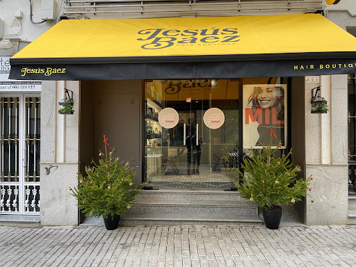 Jesús Báez Hairdresser