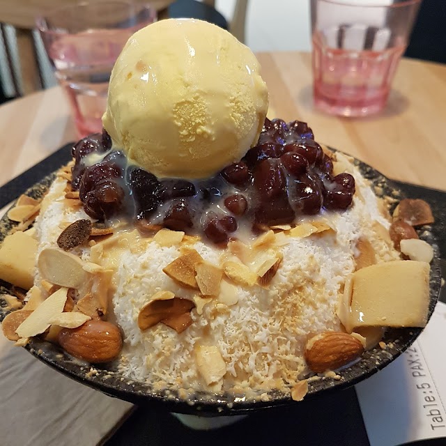 Nunsaram Korean Dessert Cafe