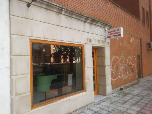 Ainker - Alquiler de furgonetas en León