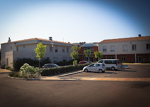 Photo n°4 de Adages | EHPAD, SSIAD & EEPA l'Ostal du Lac à Le Crès (Maison de retraite)