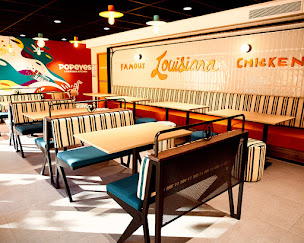 Photo n°106 de Popeyes - République à Paris (Poulet frit à emporter)