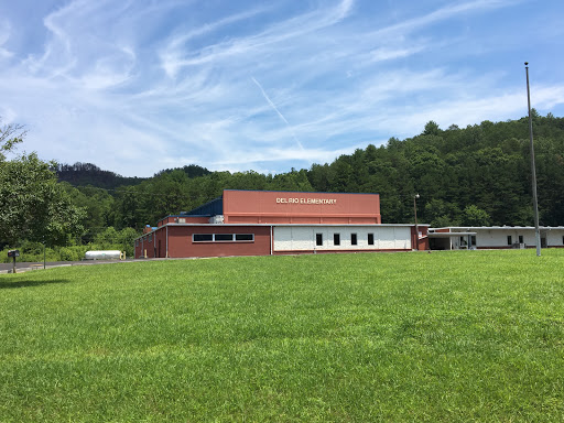 Del Rio Elementary School - Thumbnail