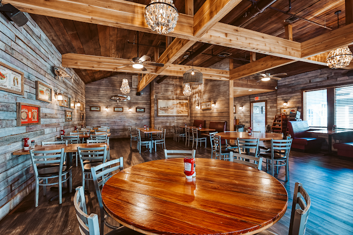 Tubby's Tank House Thunderbolt by null