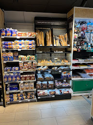 Photo n°3 de Carrefour Express à Chenôve (Magasin d'alimentation bio)