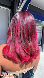 Photo n°5 de Blue virgin à Saint-Denis (Salon de coiffure)