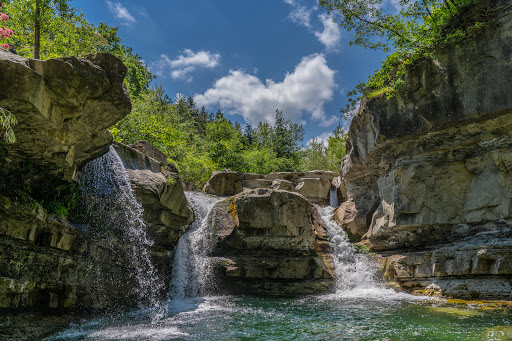 Saw Waterfall - Thumbnail