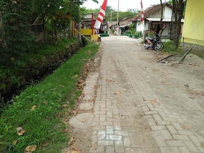Photos of Lapak Merpati Kolong Graha Padma Semarang