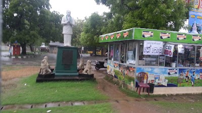 Photos of Bus Stand - Katharagama