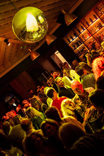 Iroco Bar - Visual