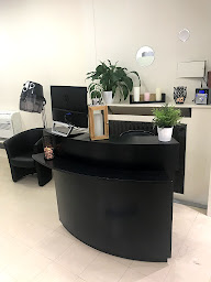 Photo n°19 de Coiffure Georges à Romilly-sur-Seine (Salon de coiffure)