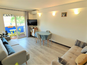 Photo n°6 de Agence immobilière ERA IMMOBILIER SAINT LAURENT DU VAR à Saint-Laurent-du-Var (Agence de location immobilière)