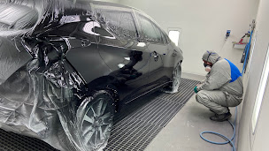 Photo n°1 de A.Z AUTO CENTRE//MOTRIO mécanique et carrosserie automobile à Saint-Maurice-l'Exil (Atelier de réparation automobile)