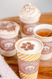 Photo n°6 de Columbus Café & Co à Saint-Michel-de-Rieufret (Salon de thé)