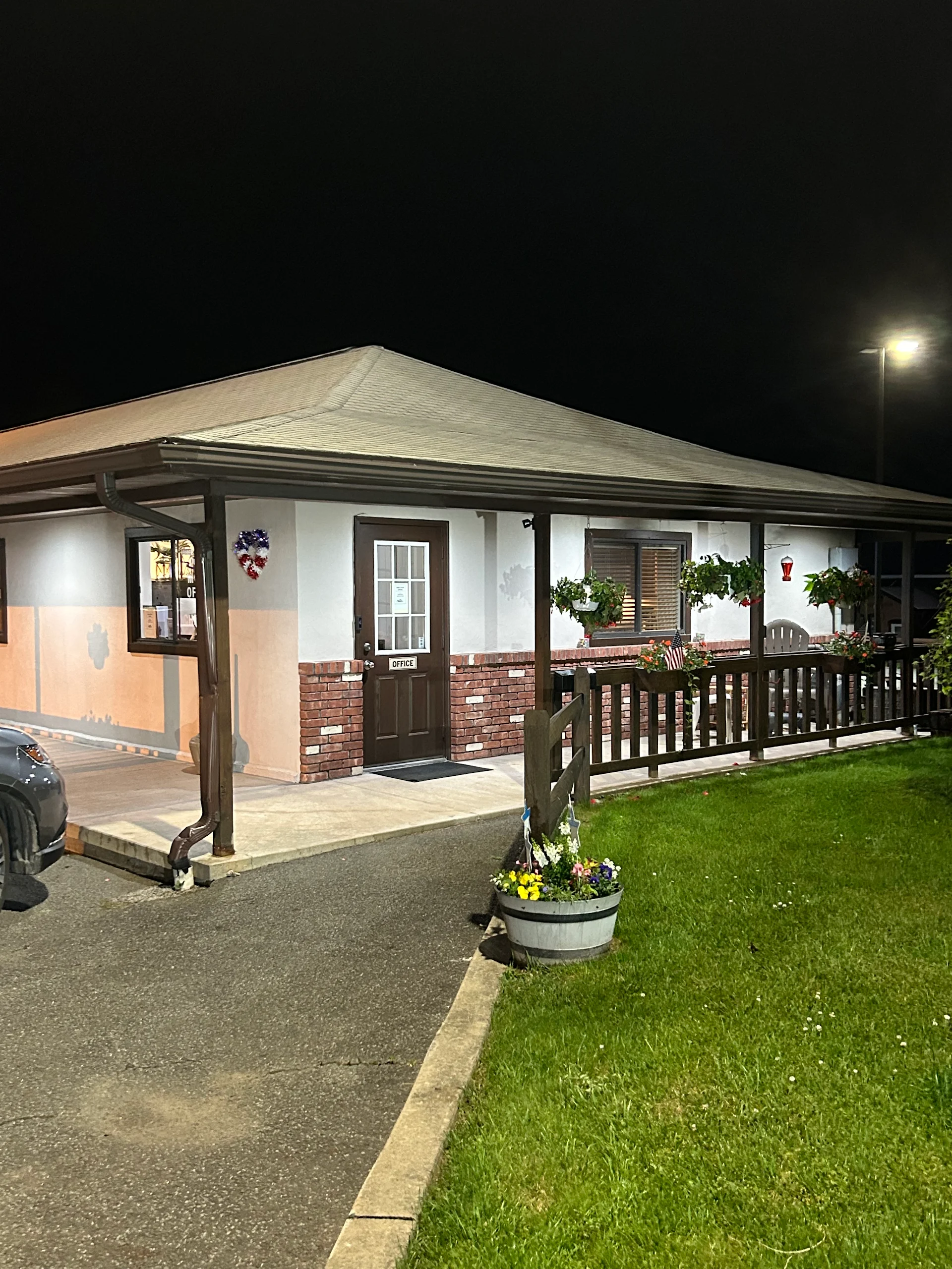 Upper Delaware Inn
