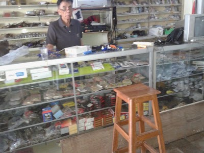 Photos of Scorpio & Debora Shop