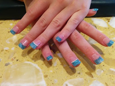 AJ Nails & Spa