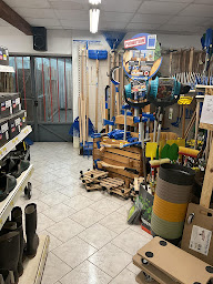 Photo n°4 de Mr.Bricolage Relais Jussey à Jussey (Magasin de bricolage)