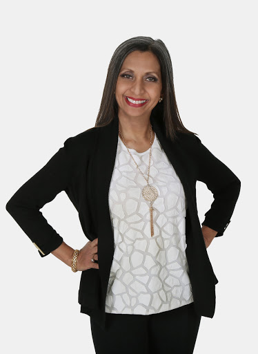 Elizabeth Ramos, Principal Broker