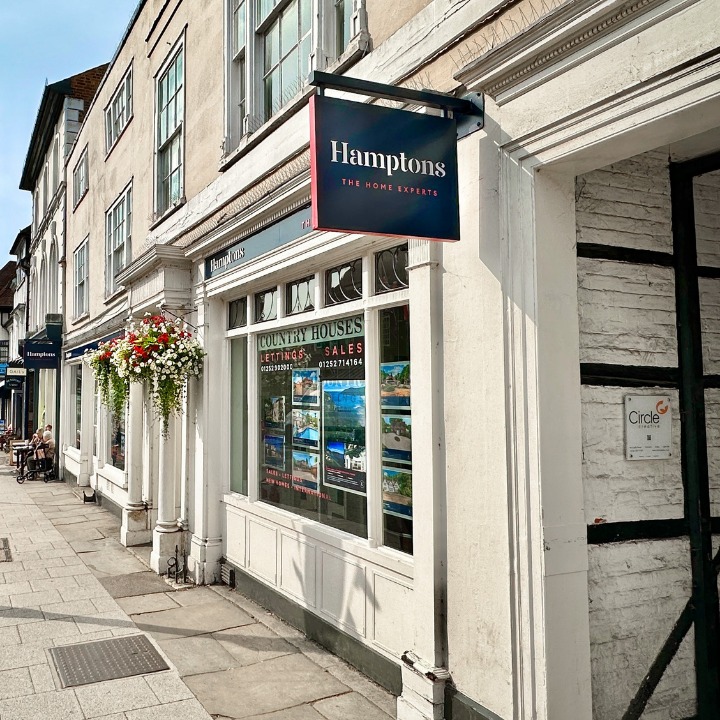 Hamptons Estate and Letting Agents Farnham photo 3