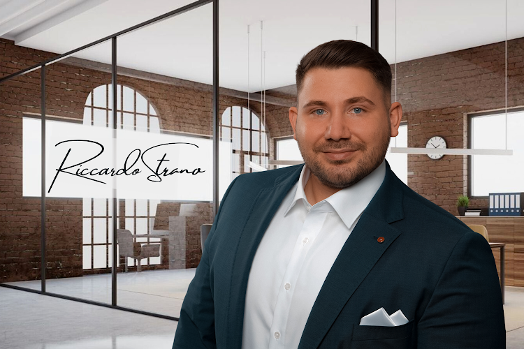 ERGO Versicherung / DKV Riccardo Strano photo