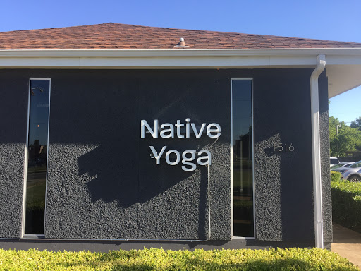 Native Yoga - Visual