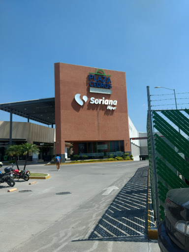Soriana Híper Plaza Cedros Jiutepec