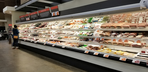 Lunds & Byerlys Woodbury Gallery - United States